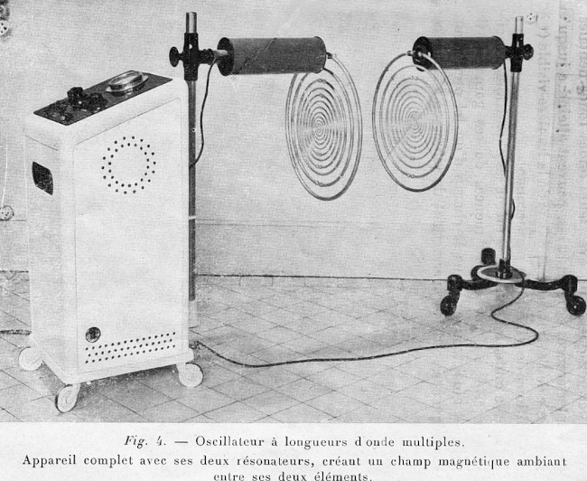 Oscillateur à ondes multiples Lakhovsky en 1930