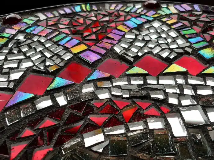 mosaïque réalisée par Sarah TORTROTAU, artiste mosaïste primée.